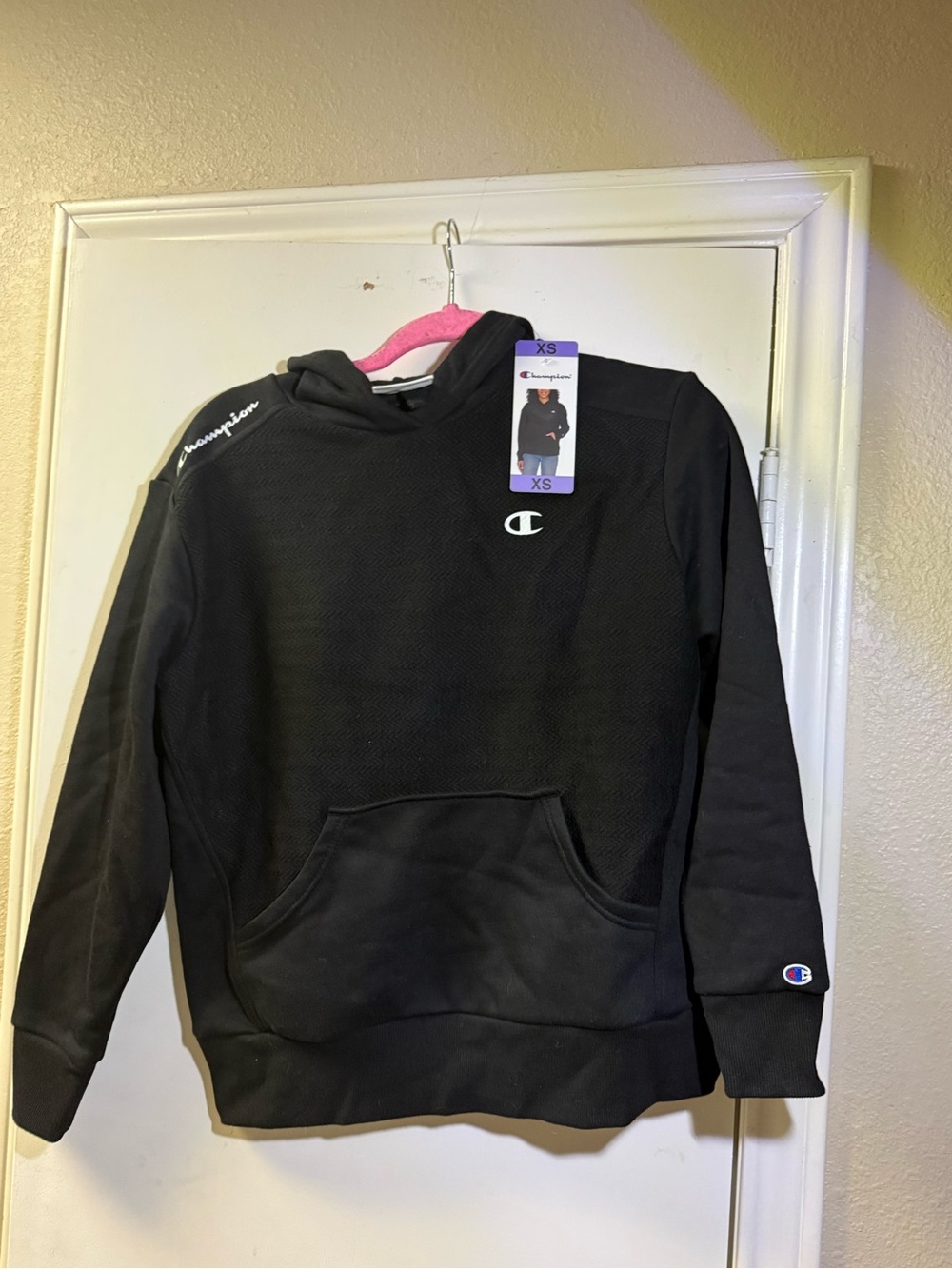 NWT Champion Black Pullover Hoodie XS Textured Logo sweatshirt